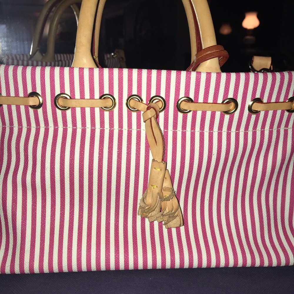Dooney & Bourke Bag